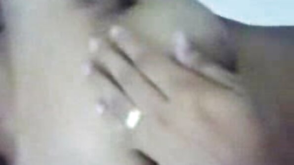 एक लड़की के साथ छोटे स्तन और एक छोटा सा गधा गुदा सेक्स कर रहा भोजपुरी में सेक्सी फिल्म है